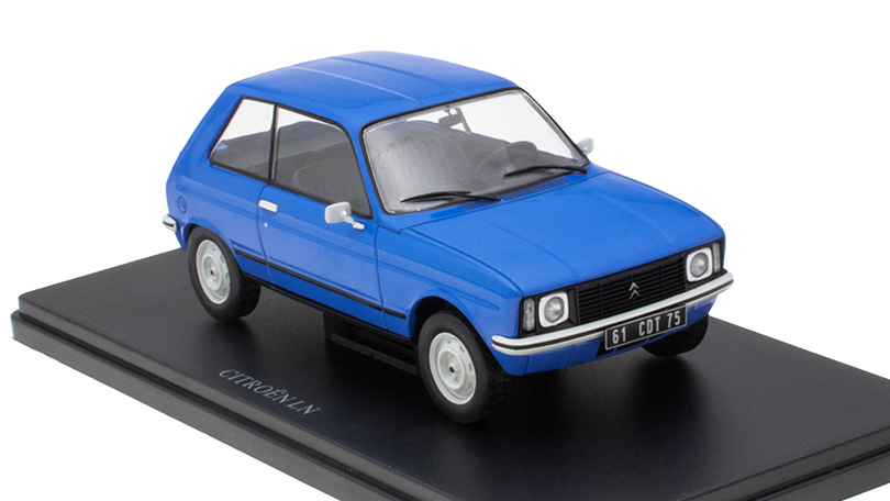 Citroen LN 1:24 - Hachette časopis s modelem