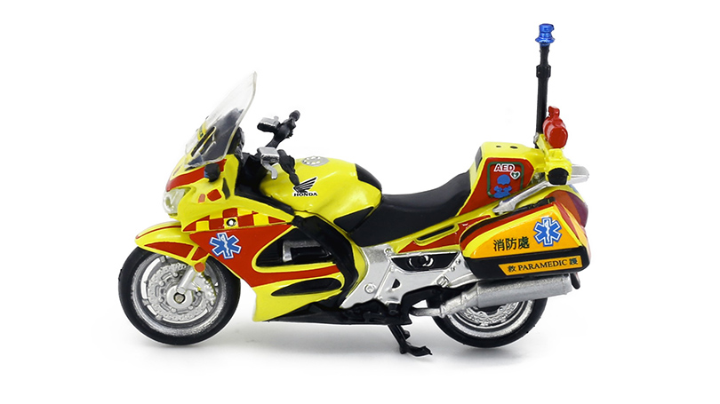 Honda ST1300P EMAMC A600 motocykl 1:43 - Tiny Toys