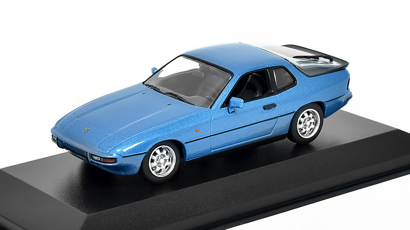 Porsche 924 1976 modrá 1:43 - MAXICHAMPS