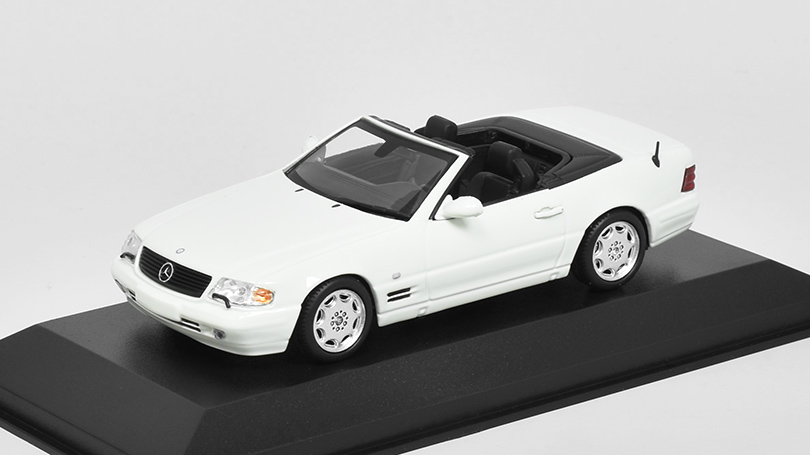 Mercedes-Benz SL 1999 bílá 1:43 - MAXICHAMPS