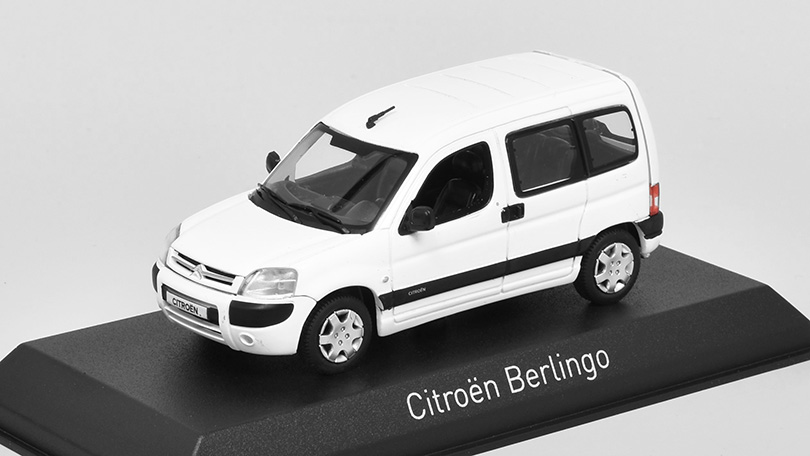 Citroen Berlingo 2004 bílá 1:43 - NOREV 