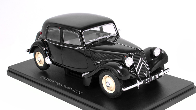 Citroen Traction 11 BL 1:24 - časopis s modelem