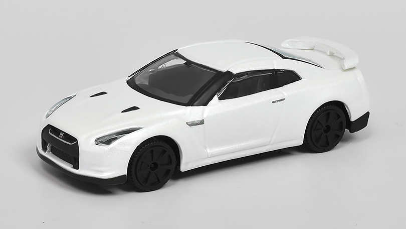 Nissan GT-R Coupe 2008 bílá 1:43 - Bburago