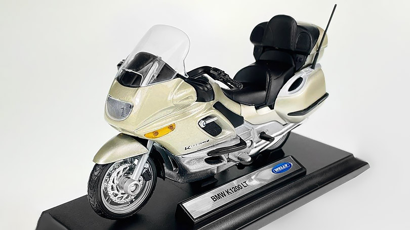 BMW K1200 LT motorka 1:18 - Welly