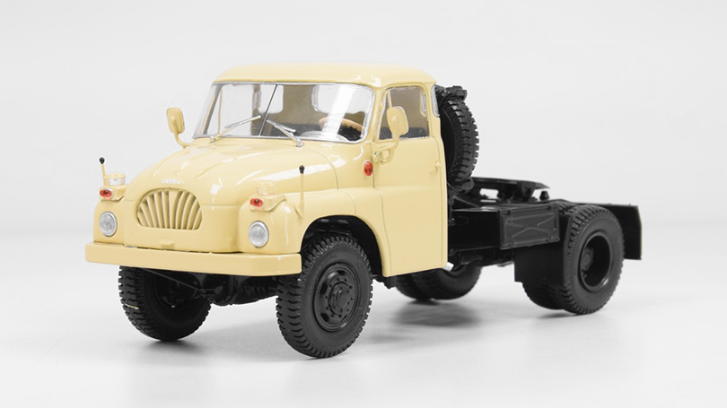 Tatra 138 NT 4x4 Tahač 1:43 - Avtoistoria