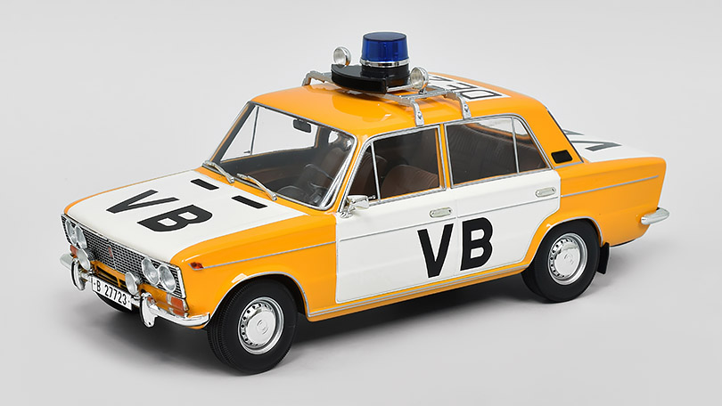 Lada 1500 1984 Veřejná Bezpečnost OS Liberec - z TV seriálu 1:18 - Model Depo