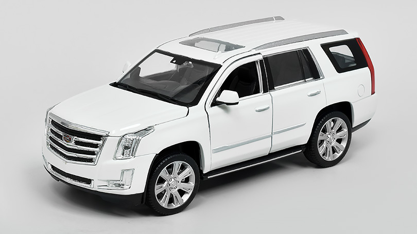 Cadillac Escalade 2017 bilý 1:27 - Welly