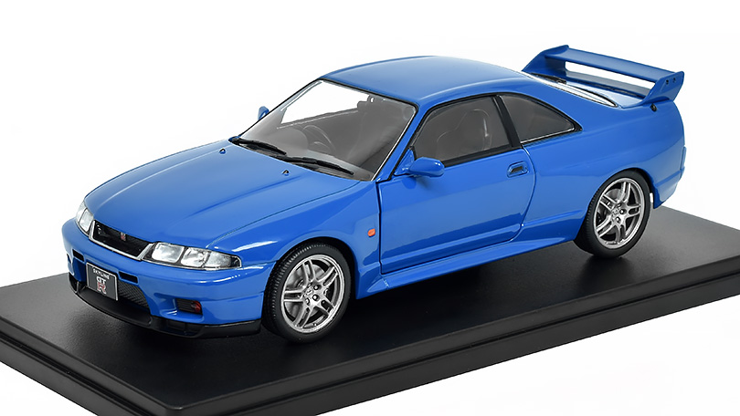 Nissan Skyline GT-R (R33) modrý 1:24 - WhiteBox  