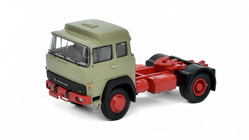 Magirus 310 D16 SZM 1974 šedá / červená 1:87 - Brekina