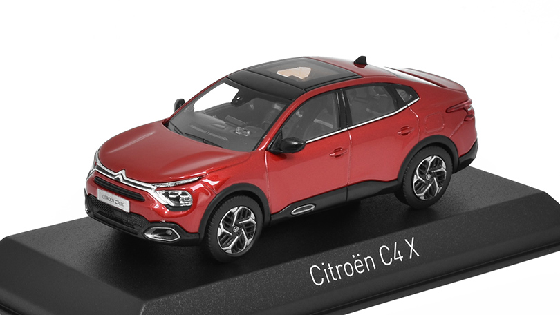 Citroën C4 X 2023 červená 1:43 - NOREV