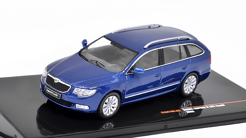 Škoda Superb II Combi 2008 1:43 - IXO Models