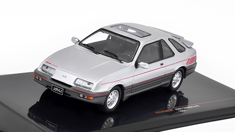 Ford Sierra XR4i 1984 šedá 1:43 - IXO Models