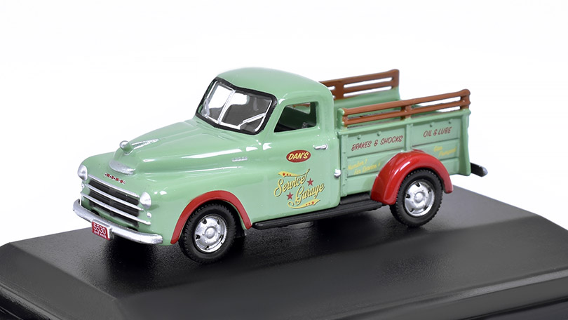 Dodge B-1B Pick Up Service Garage 1:87 - Oxford