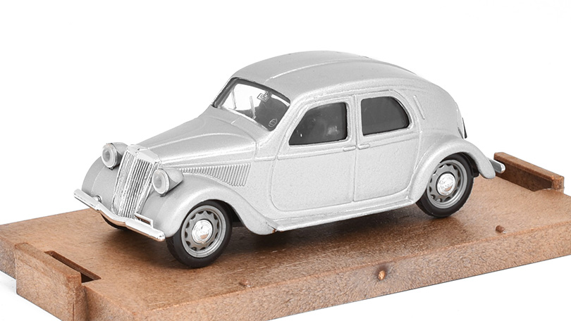 Lancia Aprilia 1936 47HP 1:43 - Brumm - Model ze sbírky