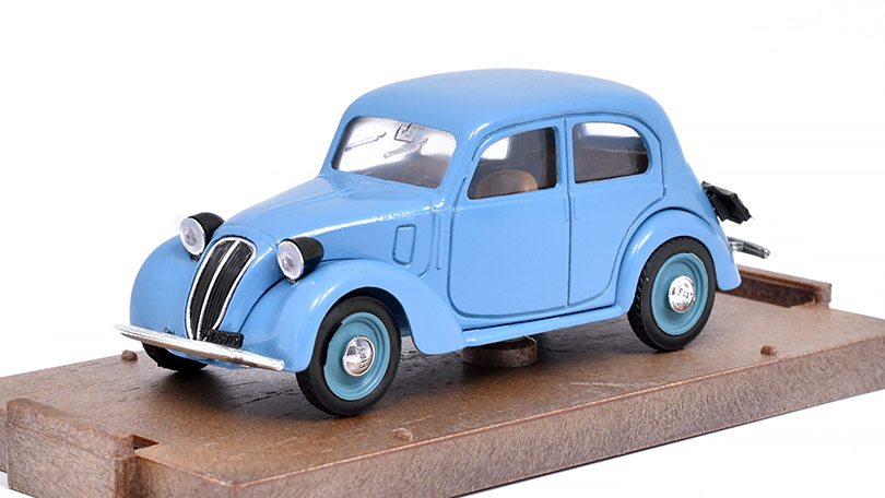 Fiat 508 C Berlina 1100 HP32 1937 1:43 - Brumm - Model ze sbírky