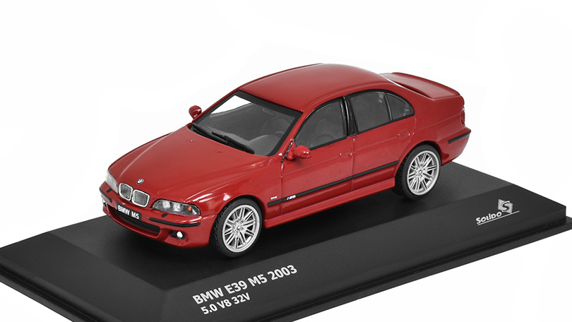 BMW E39 M5 2003 1:43 - Solido