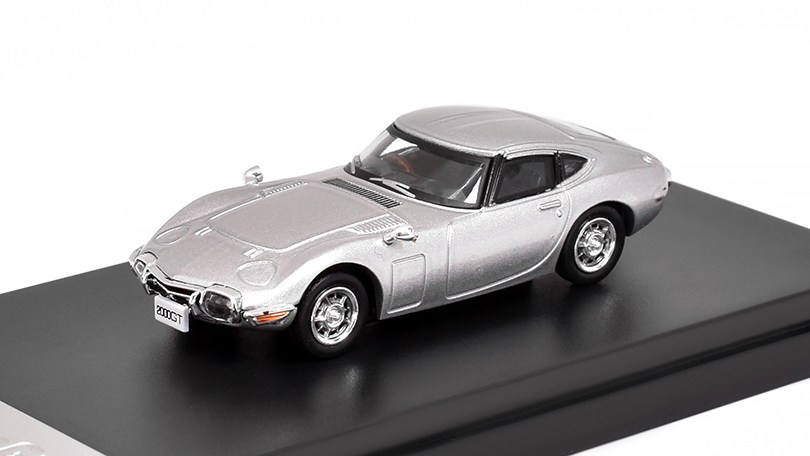 Toyota 2000GT 1967 šedá 1:64 - LCD Models