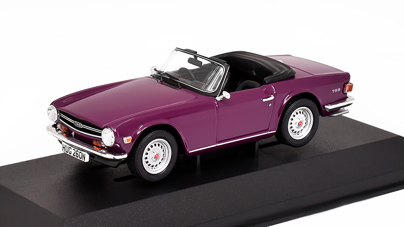 Triumph TR6 RHD fialový 1:43 - CORGI