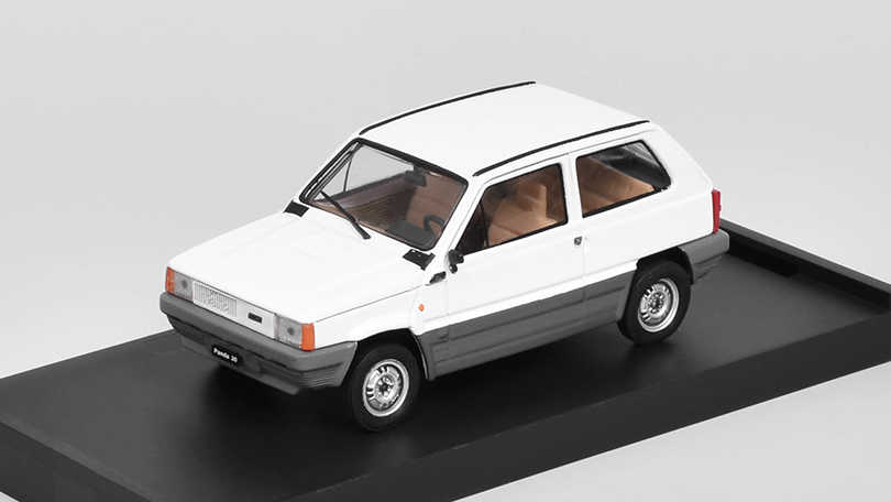 Fiat Panda 30 1a serie 1980 Bianco Corfu 1:43 - Brumm 