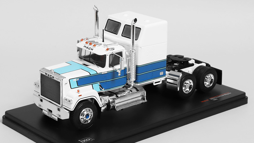 Mack Superliner Magnum 1985 1:43 - IXO Models