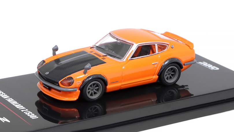 Nissan Fairlady Z (S30) 1:64 - INNO Models