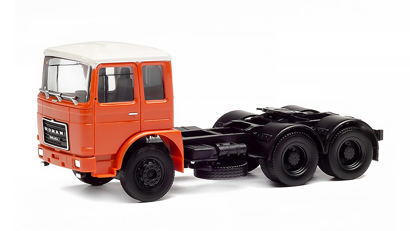 Roman Diesel 6x4 oranžová 1:87 - Herpa