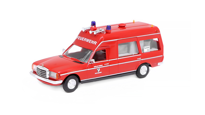 Mercedes-Benz VF 123 Feuerwehr Baiersdorf Hasiči 1:87 - Busch