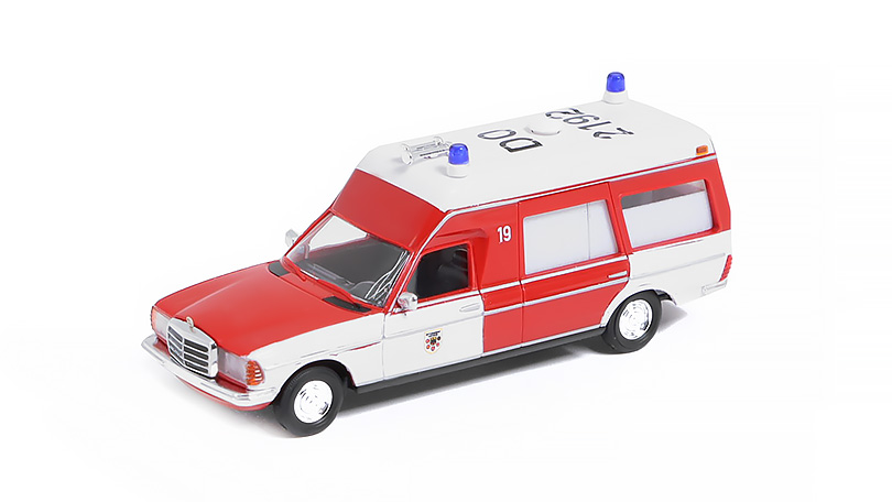 Mercedes-Benz VF 123 Feuerwehr Dortmund Hasiči 1:87 - Busch