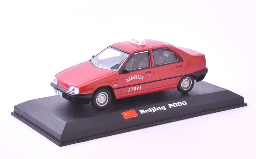 Citroen Dong Feng 988 1:43 Peking - 2000 - Taxíky světa časopis s modelem