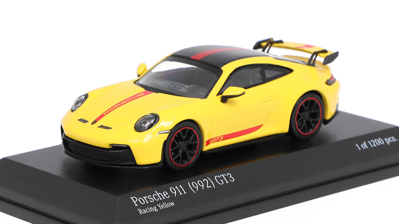 Porsche 911 (992) GT3 žlutá 1:64 - MINICHAMPS