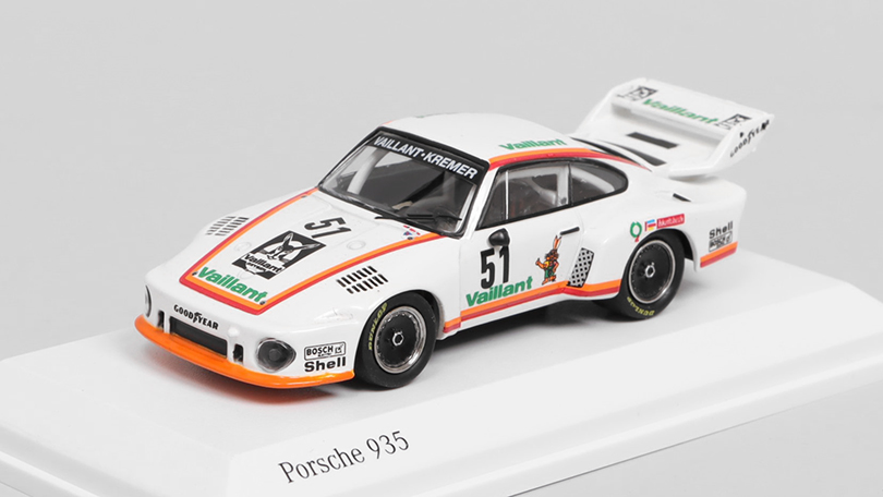 Porsche 935/77 #51 DRM Zolder 1977 1:64 - TARMAC pro MINICHAMPS