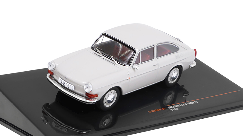 Volkswagen 1600 TL 1969 béžový 1:43 - IXO Models