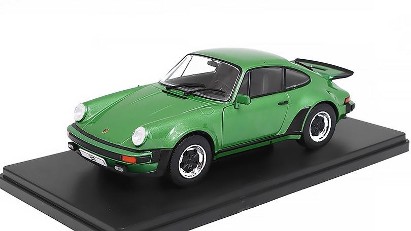 Porsche 911 Turbo (930) zelený 1:24 - WhiteBox