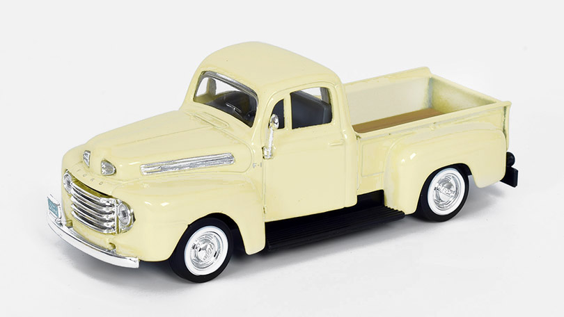 Ford F-1 Pick Up 1948 béžová 1:43 - Lucky Die Cast 