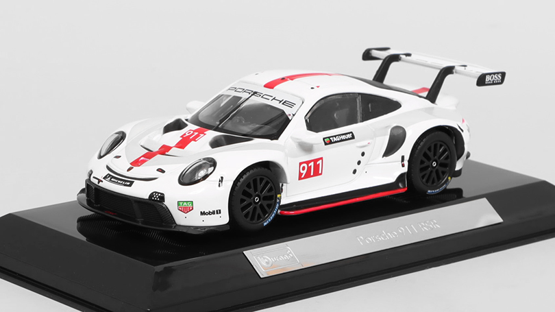 Porsche 911 RSR 1:43 - Bburago