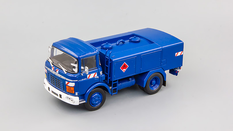 Berliet Gak 5R s palivem 1:43 - Hachette časopis s modelem 