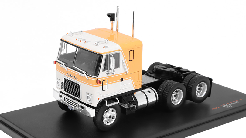 GMC Astro 95 1970 1:43 - IXO Models