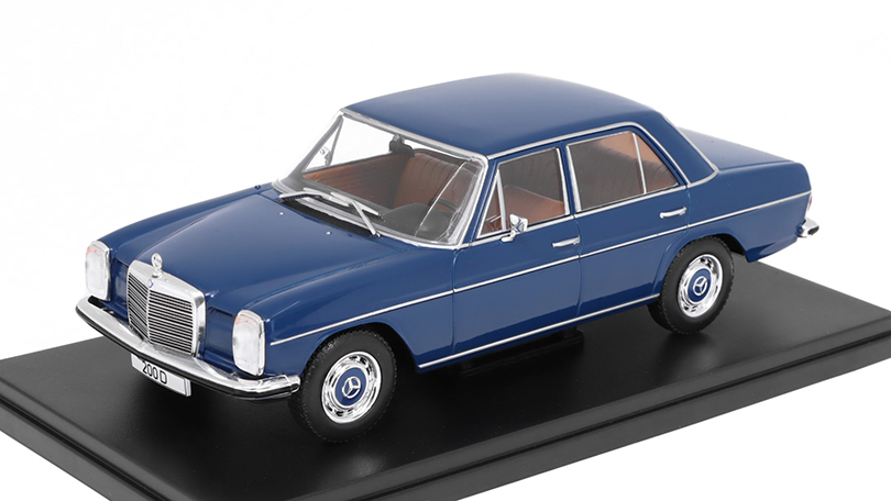 Mercedes-Benz 200D W115 1:24 - WhiteBox 