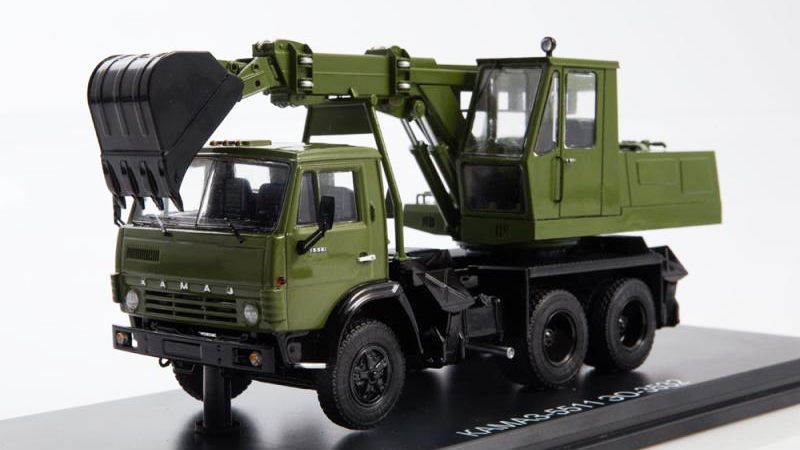 KAMAZ-5511 Rýpadlo EO-3532 1:43 - SSM