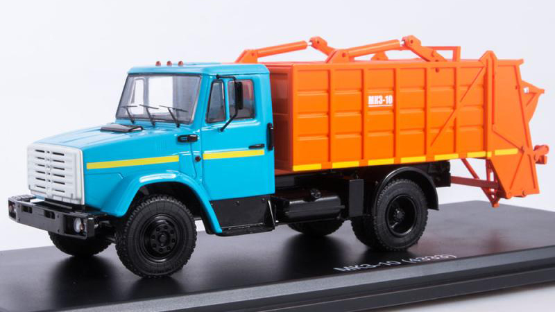 ZIL-4333 MKZ-10 popelářský vůz 1:43 - SSM