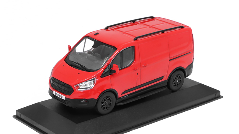 Ford Transit Custom Trail 1:43 - CORGI