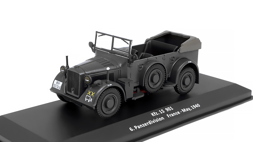 Kfz.15 901 6. Panzerdevision 1940 1:43  časopis Samochody Wojskowe s modelem #57