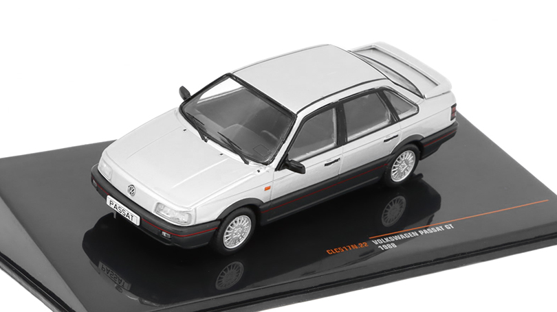 Volkswagen Passat GT 1:43 - IXO Models