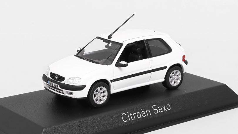 Citroen Saxo VTS 2000 bílá 1:43 - NOREV