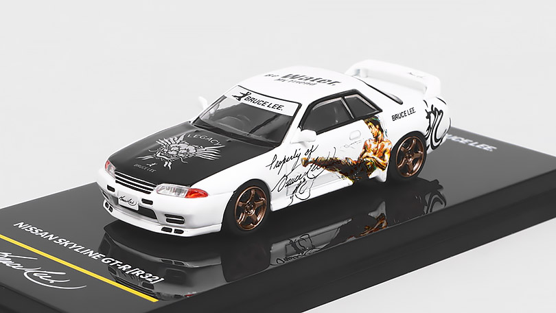 Nissan Skyline GT-R (R32) Bruce Lee 1:64 - INNO Models