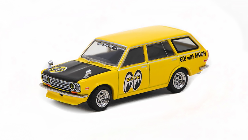 Datsun Bluebird 510 Wagon Mooneyes 1:64 - TARMAC Models