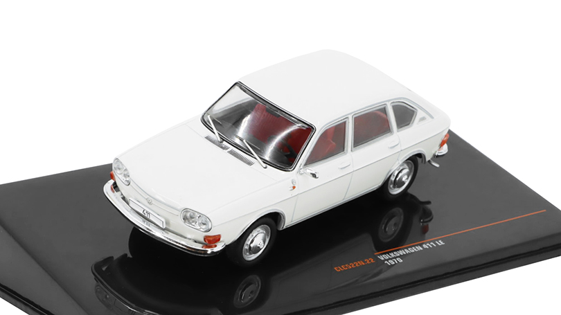 Volkswagen 411 LE 1970 1:43 - IXO Models