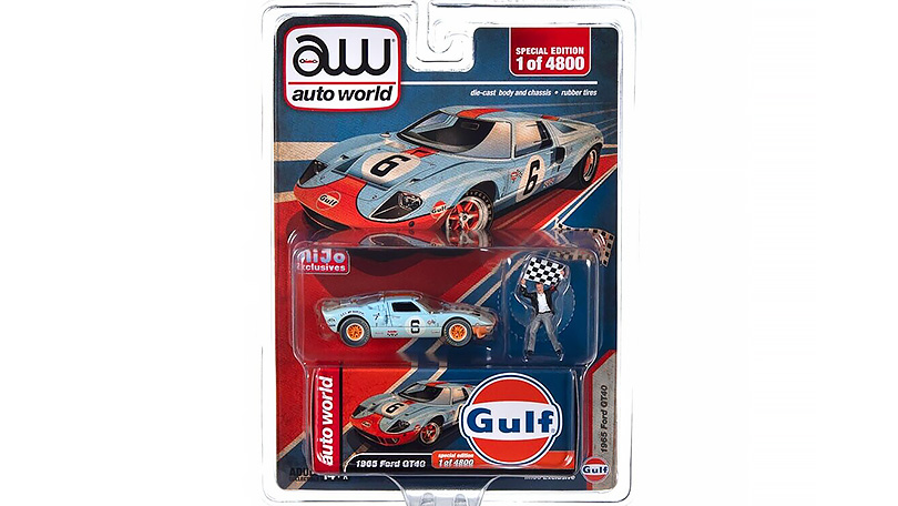 Ford GT40 #6 1965 Gulf s figurkou 1:64 - Auto World