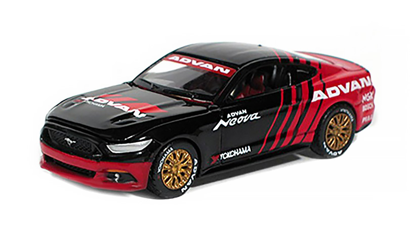 Ford Mustang 2017 Advan 1:64 - Auto World