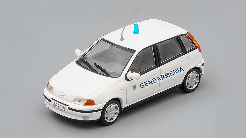 Fiat Punto SX Gendarmeria 1:43 - Policejní auta světa časopis s modelem #40